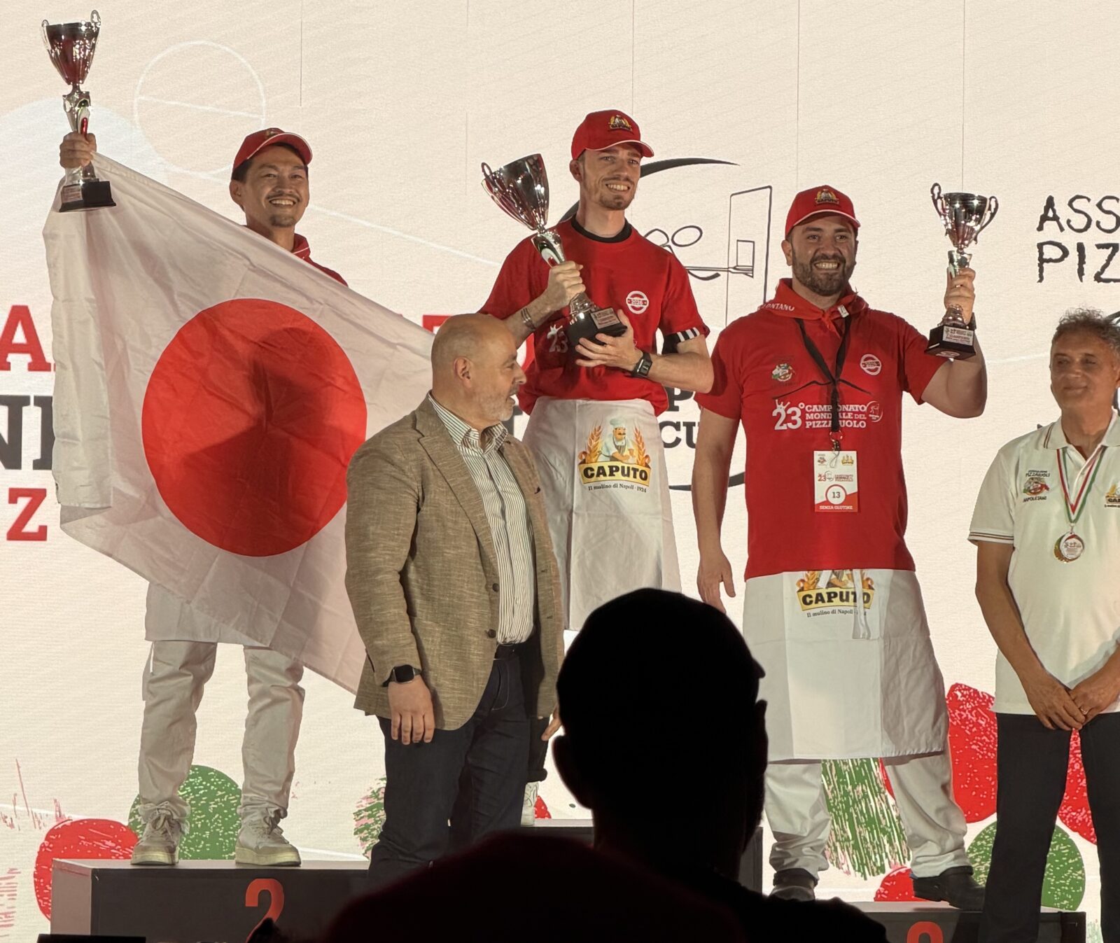 【日本人初の快挙】オーナー中西が2部門で世界準優勝を達成!